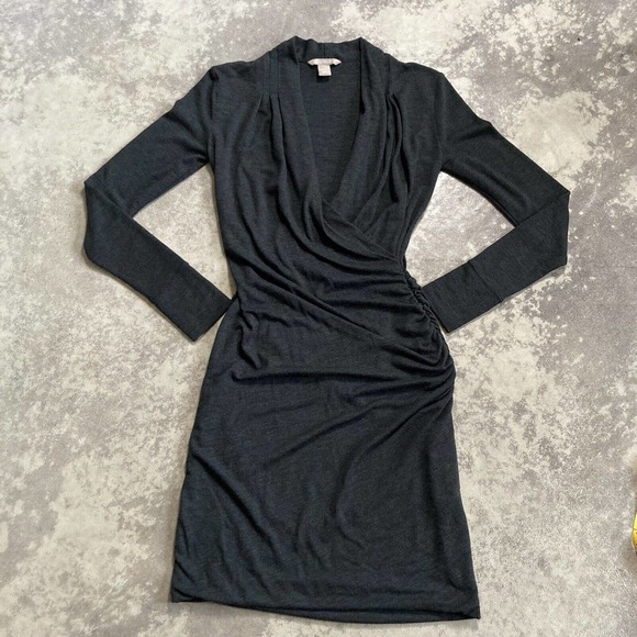 Banana Republic Dresses & Skirts - Banana Republic Dark Gray Casual V Neck Dress Side Ruching Size XS